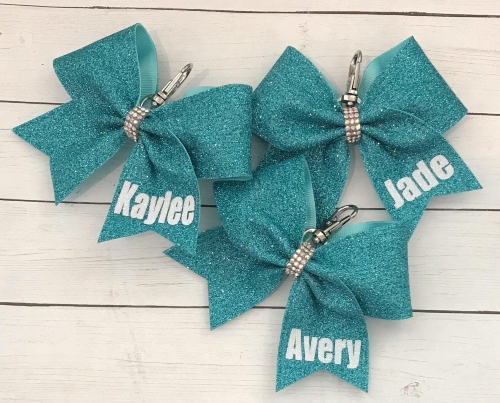 Need cheap cheer gift ideas for a competitive cheerleader? Buy