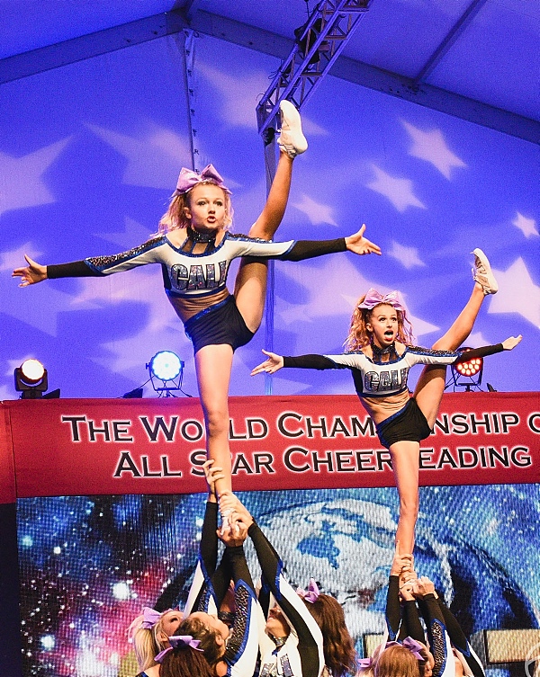 Cheerleaders sparkle at international competition - PressReader